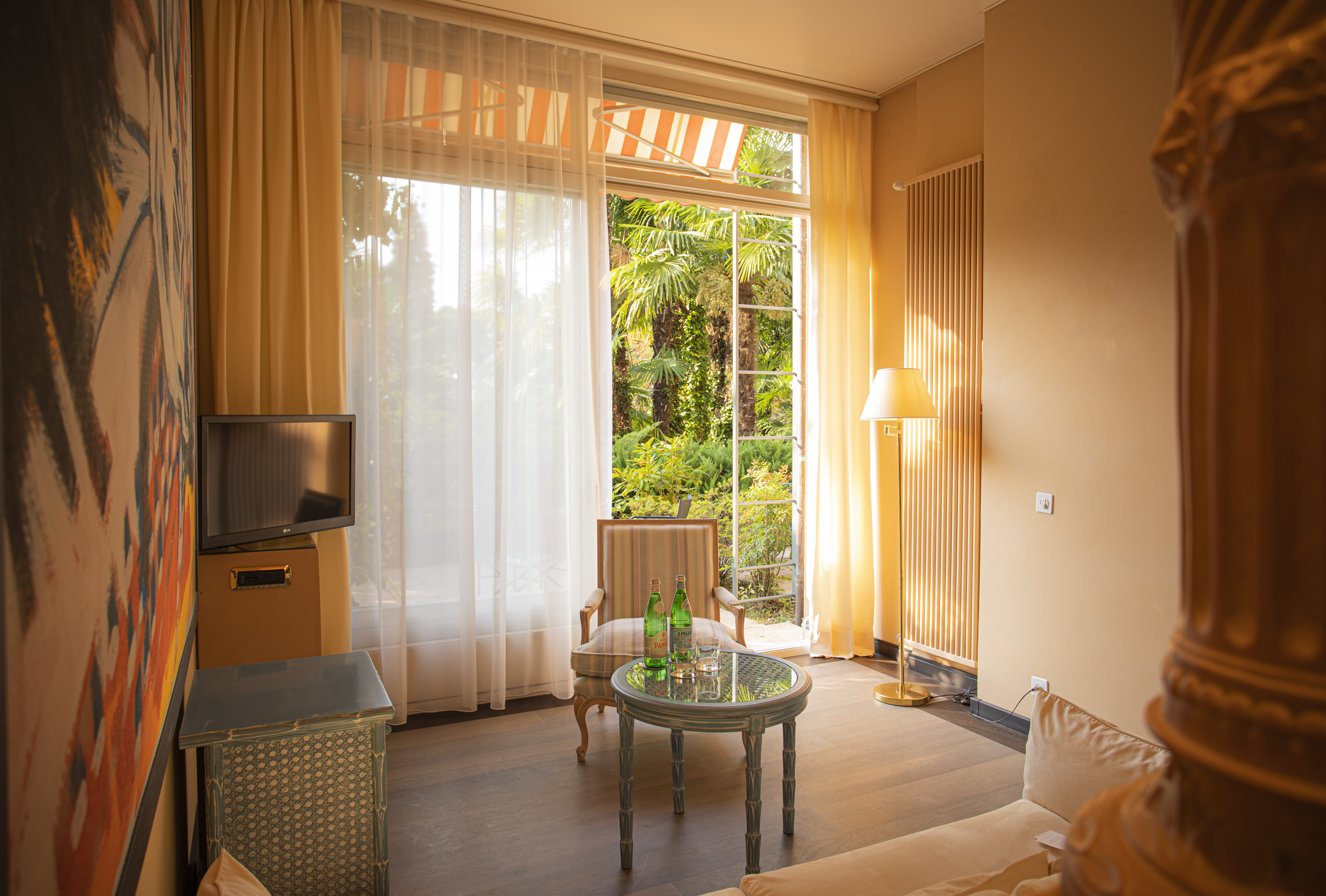 غرفة بسرير مزدوج بإطلالة على الحديقة، GRAND HOTEL VILLA CASTAGNOLA 2/2