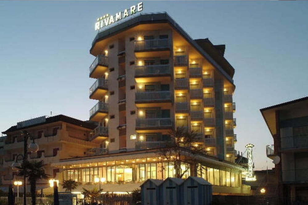 Hotel Rivamare 3/73