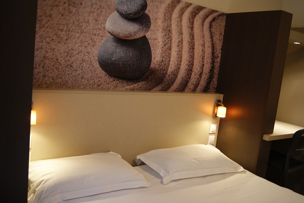 Hotel The Originals Clermont-Ferrand Sud 2/24