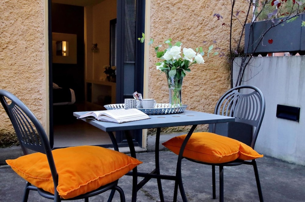 Urben Suites Apartments Design 35/42