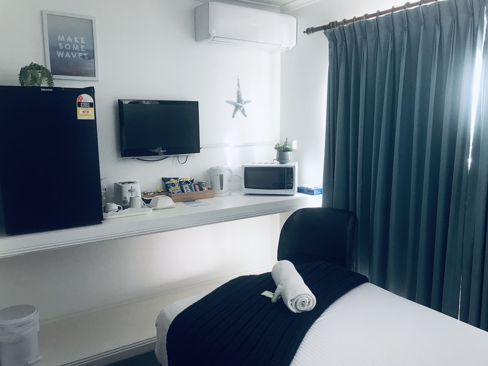 Ocean Breeze Motel 14/27