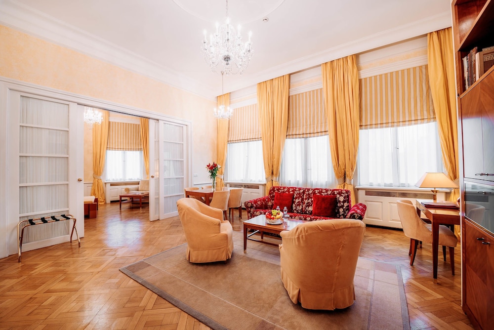 Ventana Hotel Prague 39/71
