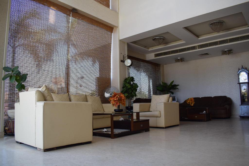 HOTEL MANGALAM 15/49