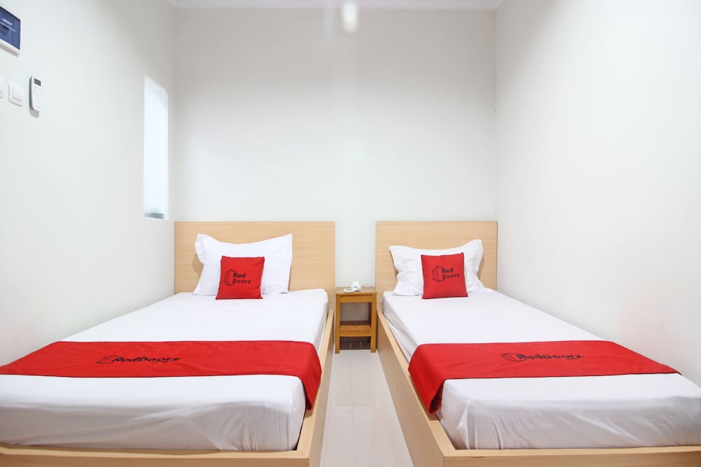 Reddoorz Near Amikom Yogyakarta 25/42