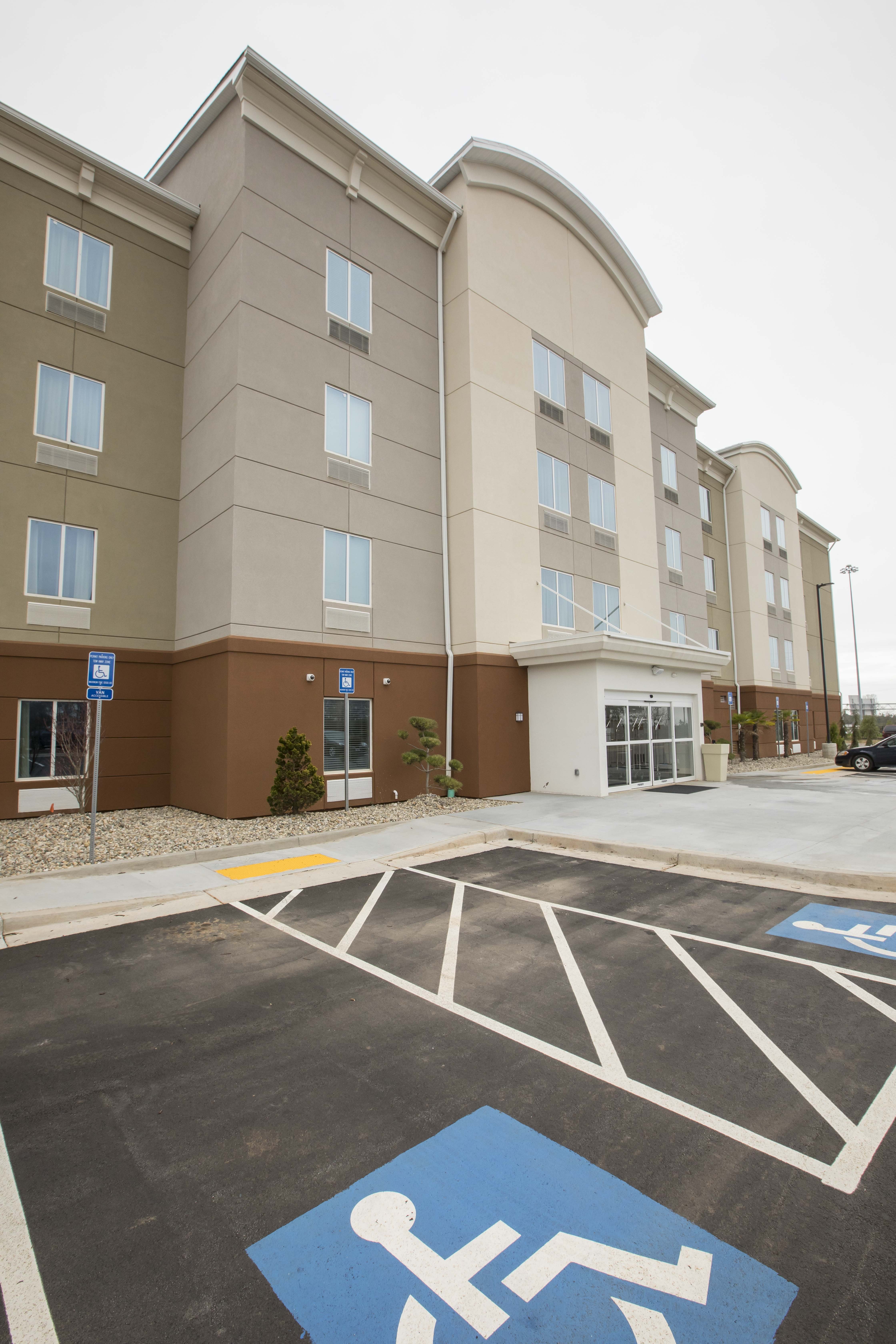 Candlewood Suites Mcdonough 40/48