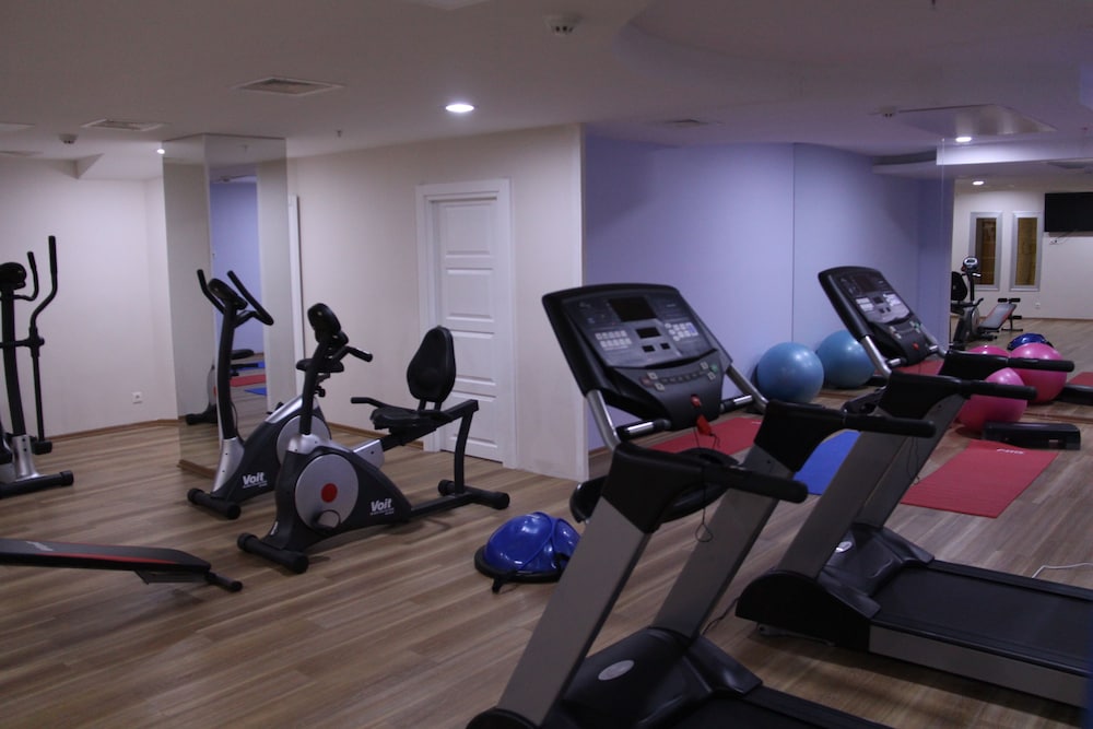 Edis Premier Hotel 24/37
