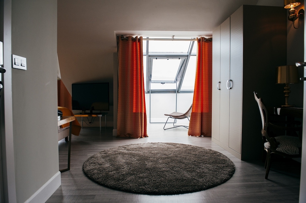 Hotel Art Santander 32/67