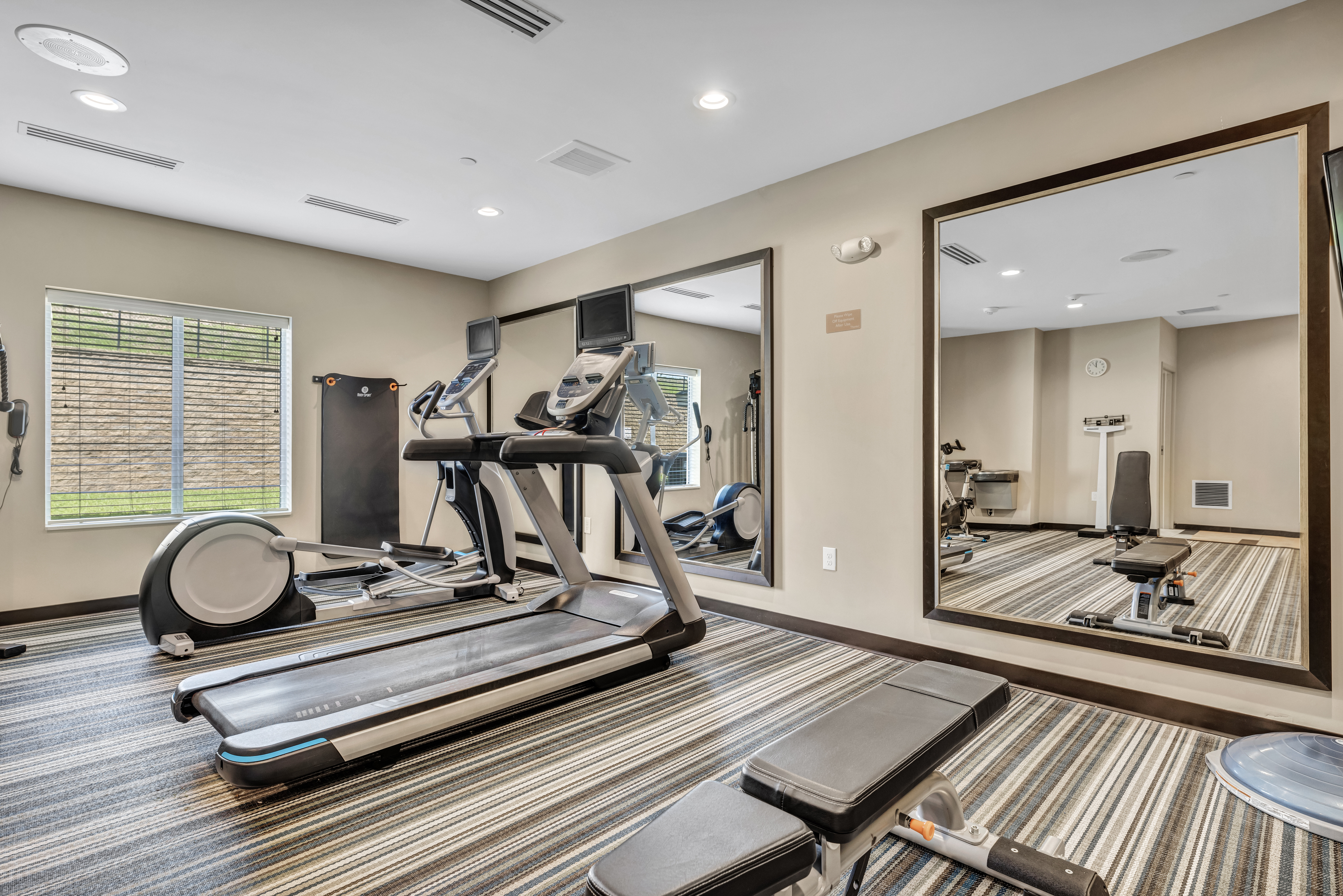 CANDLEWOOD SUITES DUMFRIES - QUANTICO 36/63
