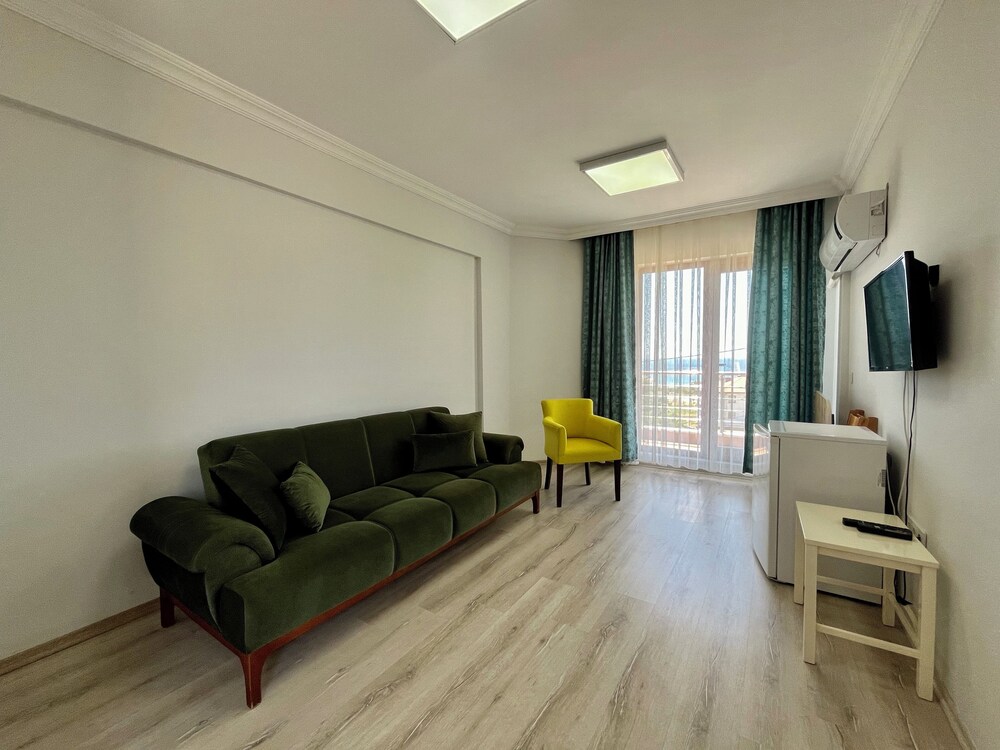 Poyraz Konuk Evi 18/44