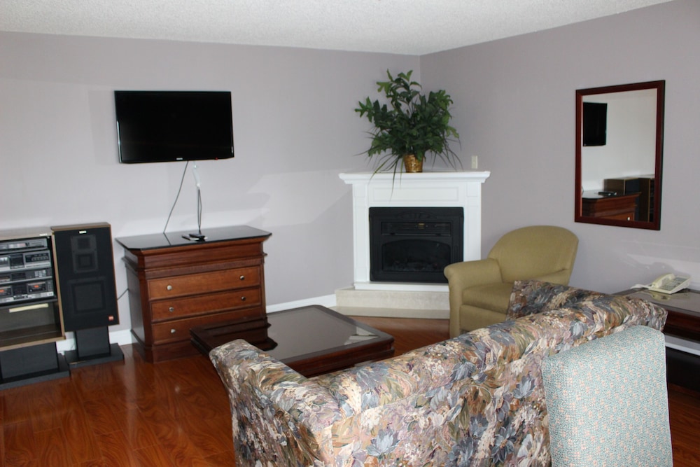 Days Inn & Suites By Wyndham Sunnyvale 30/36