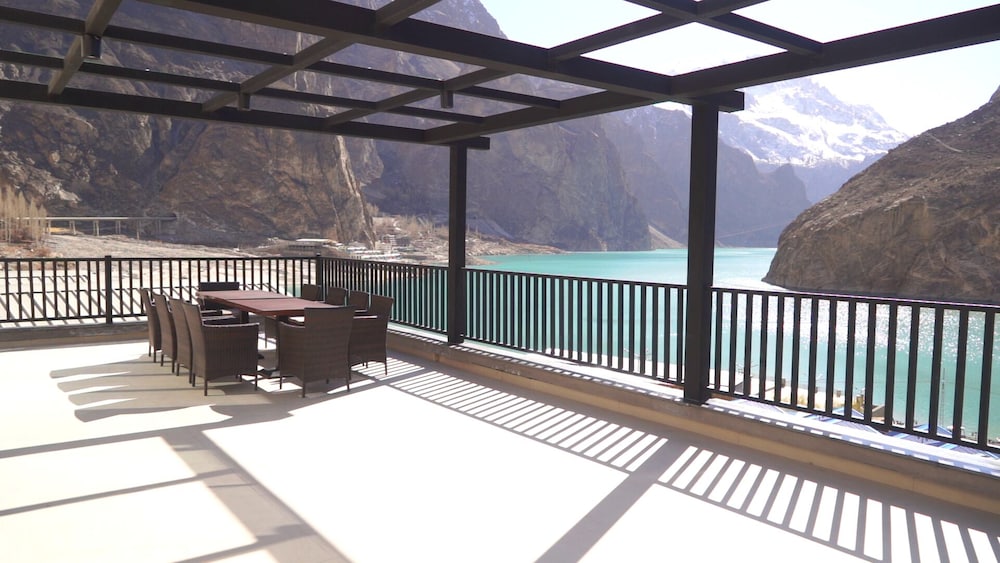Lodges By Baron Hunza Attabad Lake 29/49