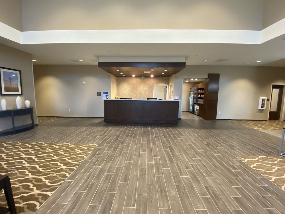 Comfort Suites Midland West 6/24