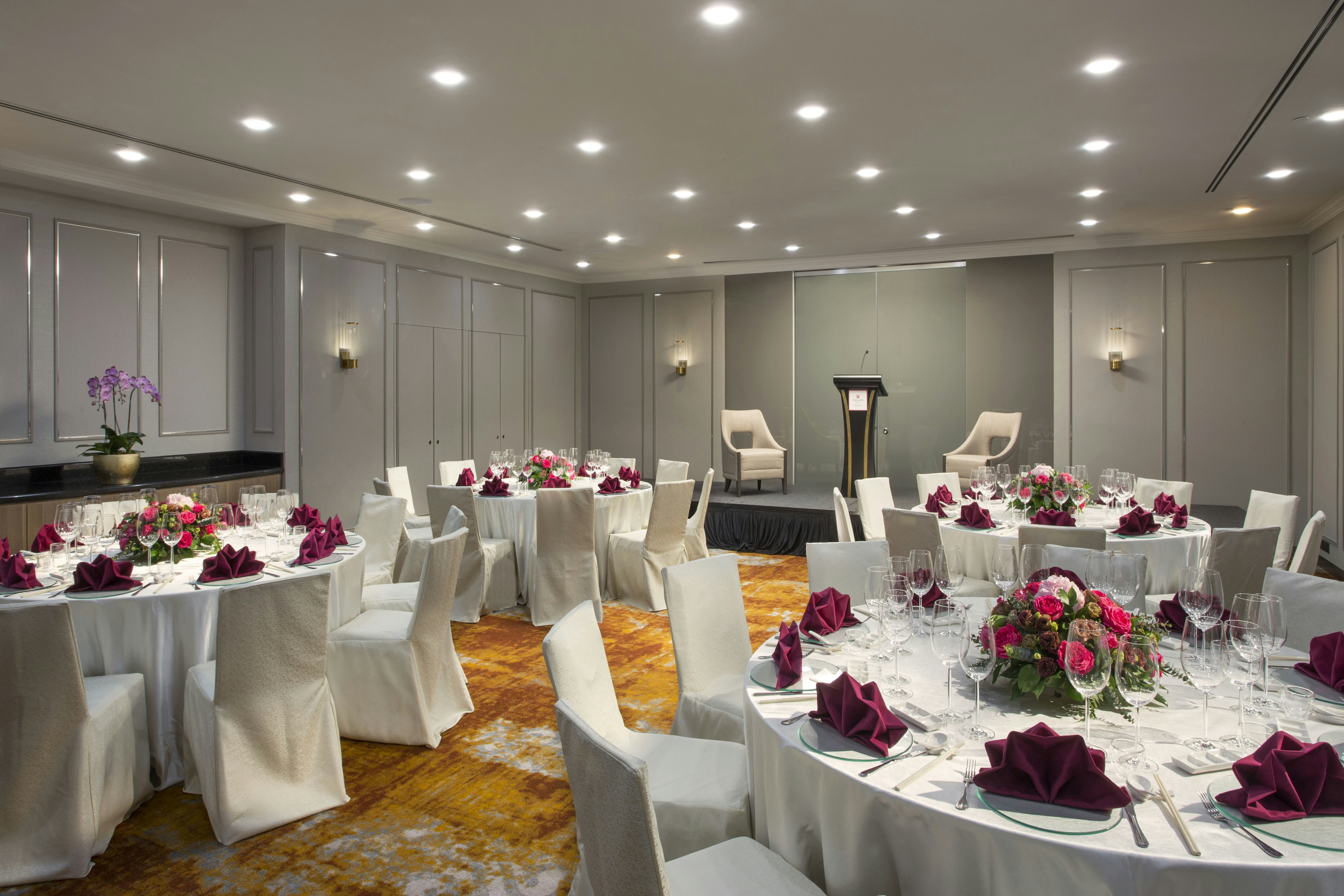 Orchard Hotel Singapore 32/48