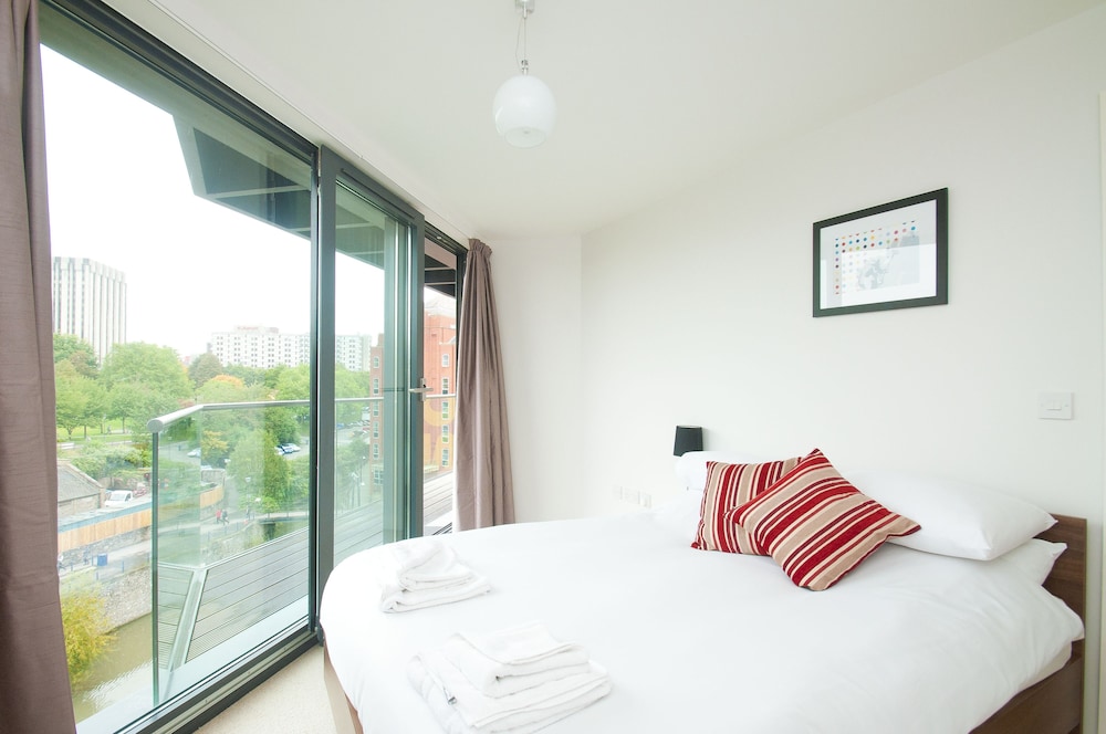 2 Bedrooms, Premier, 2 King Beds, Exterior Building