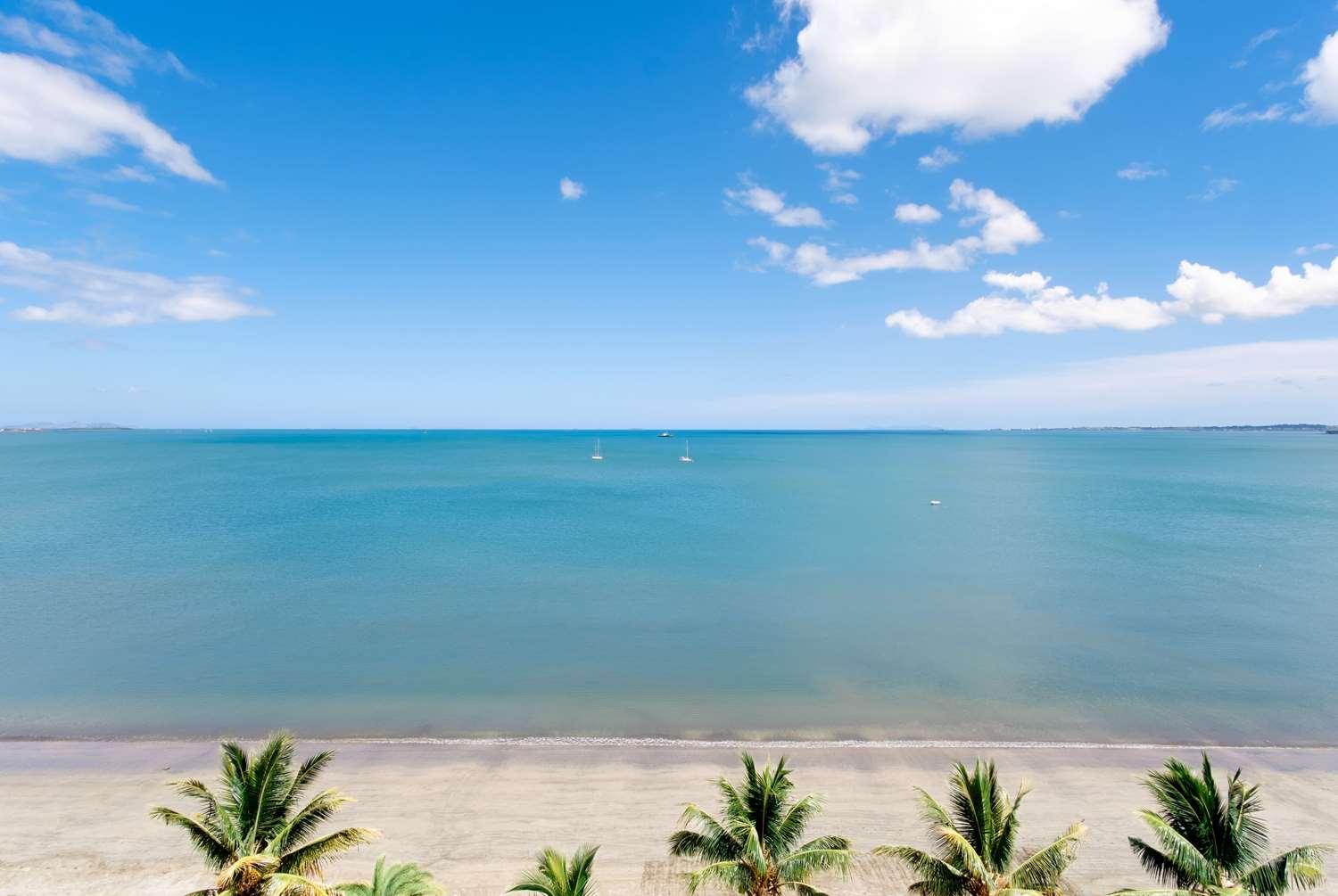 Ramada Suites by Wyndham Wailoaloa Beach Fiji 42/50