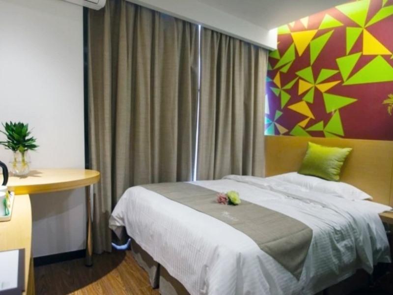 Vatica Xuzhou High Speed Railway Station Hotel 34/43