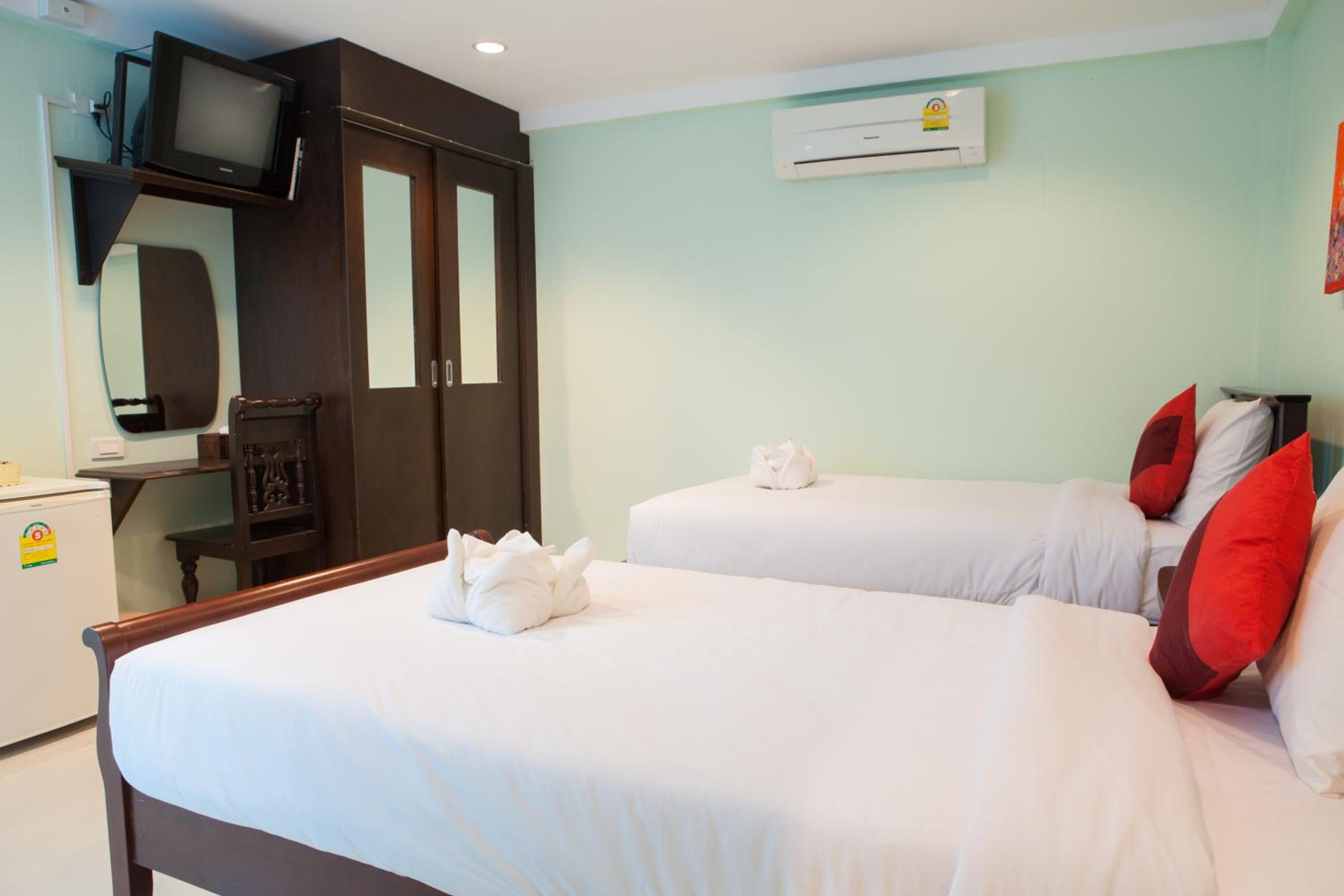Standard, Double or Twin Bed