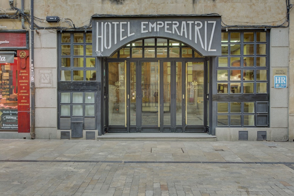 Hotel Emperatriz Ii 1/22