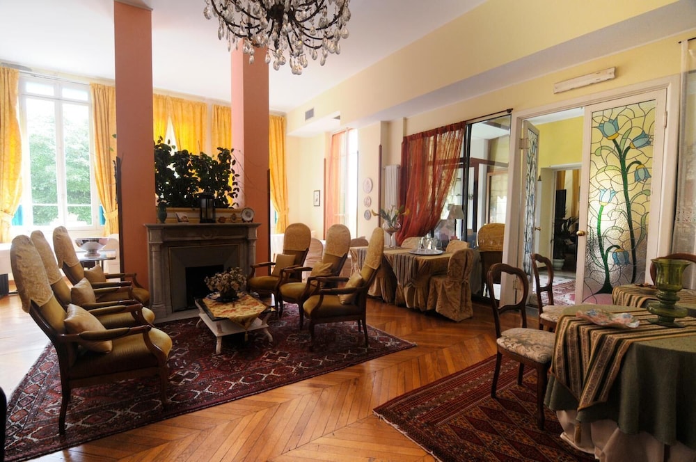 Hotel Petit Royal 25/50