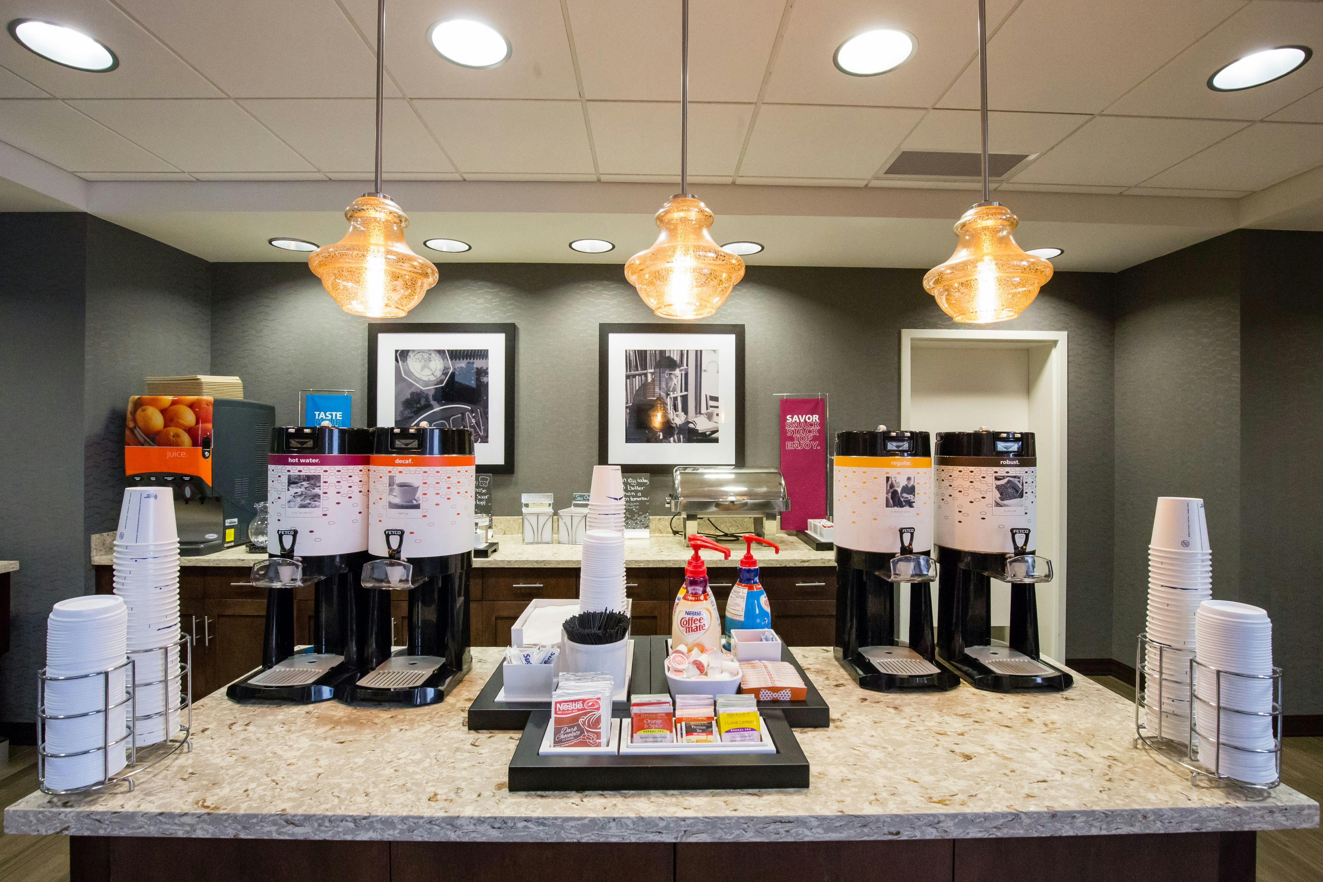 Hampton Inn Suites Pittsburgh Harmarville 29/50