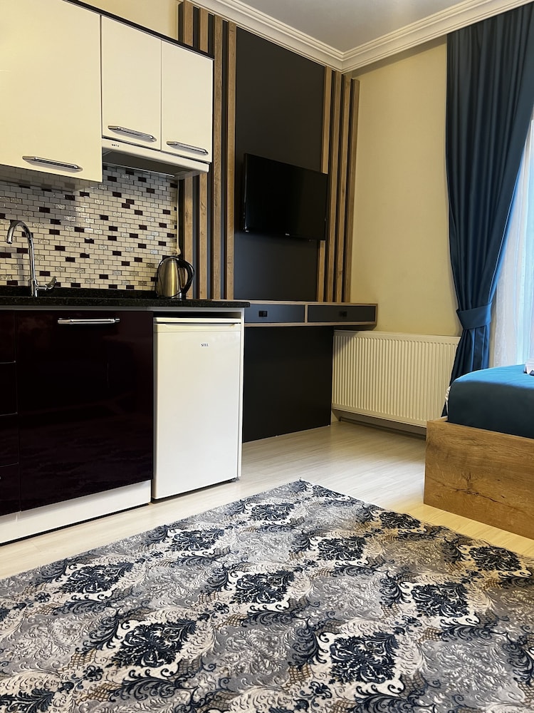 Mego Suite Otel 40/50