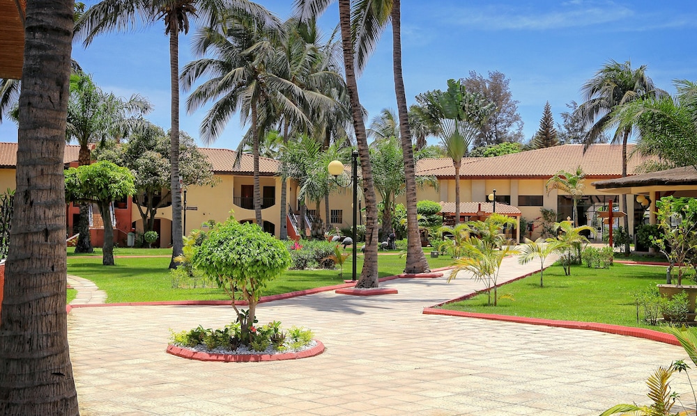 Ocean Bay Hotel and Resort 54/56