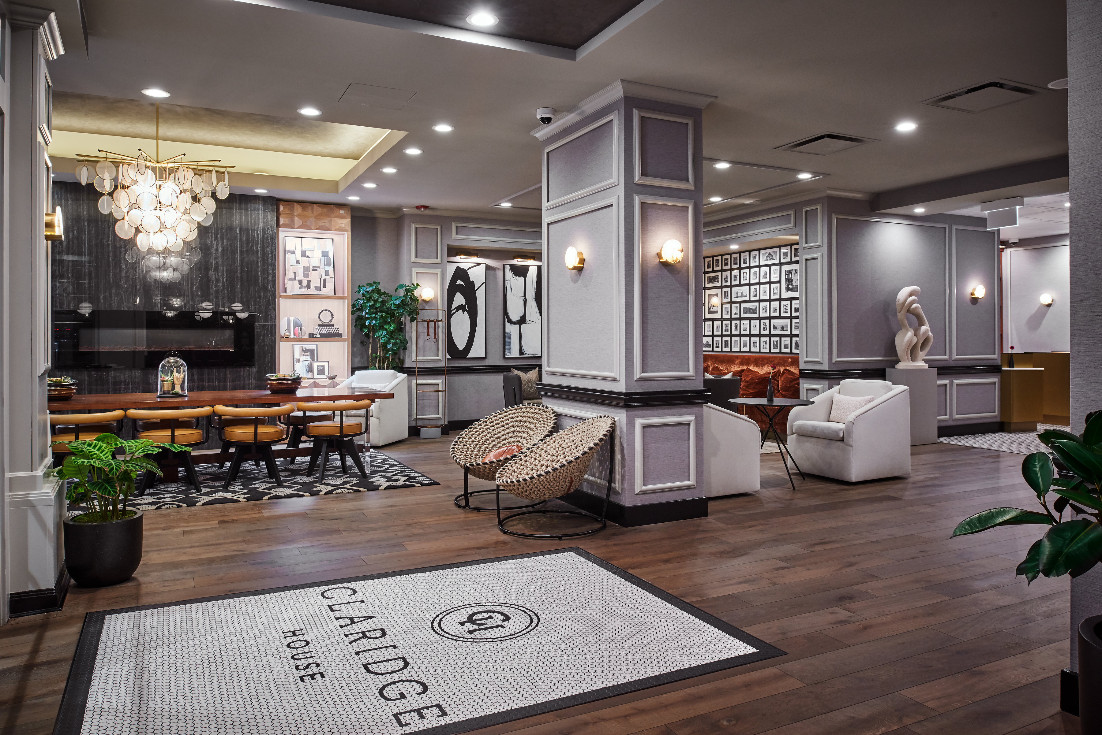 Claridge House Chicago, Tapestry Collection by Hilton 41/51