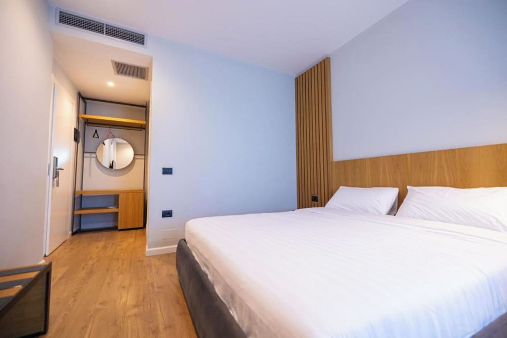 Duka Hotel 18/45