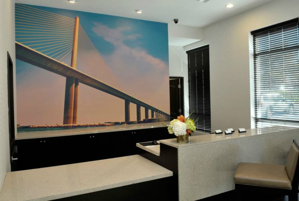 Staybridge Suites St. Petersburg FL 10/79