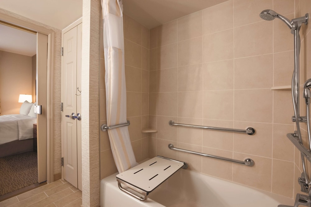Homewood Suites by Hilton Tucson/St. Philip s Plaza Univ 17/48