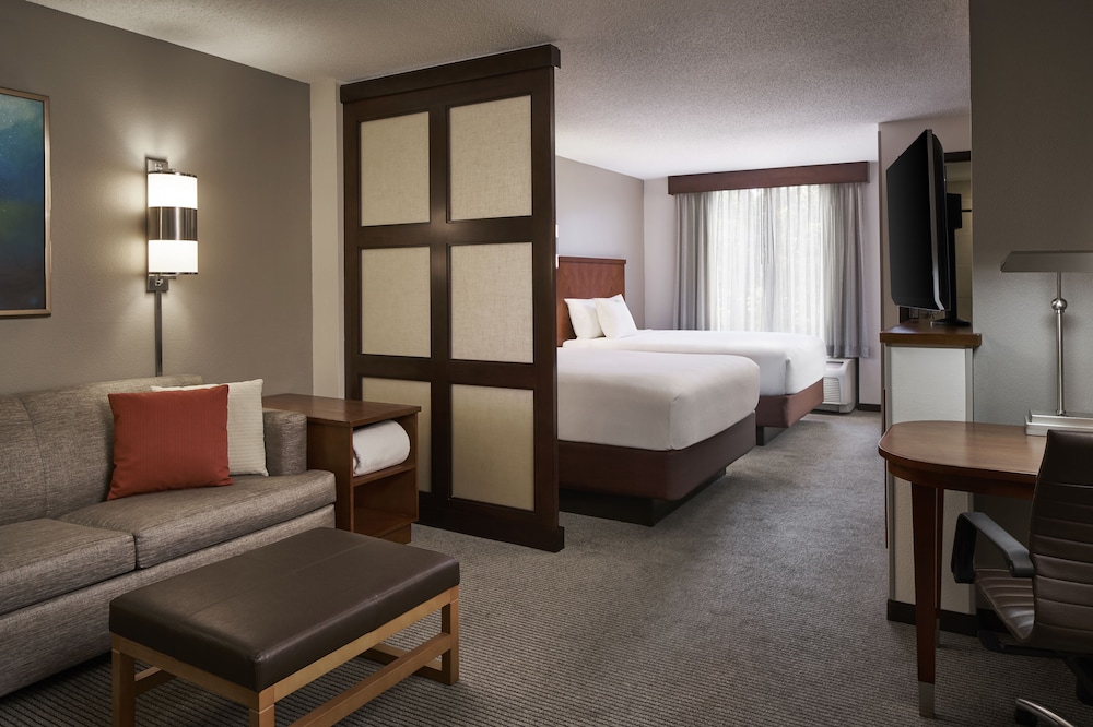 Hyatt Place Richmond Airport 15/65
