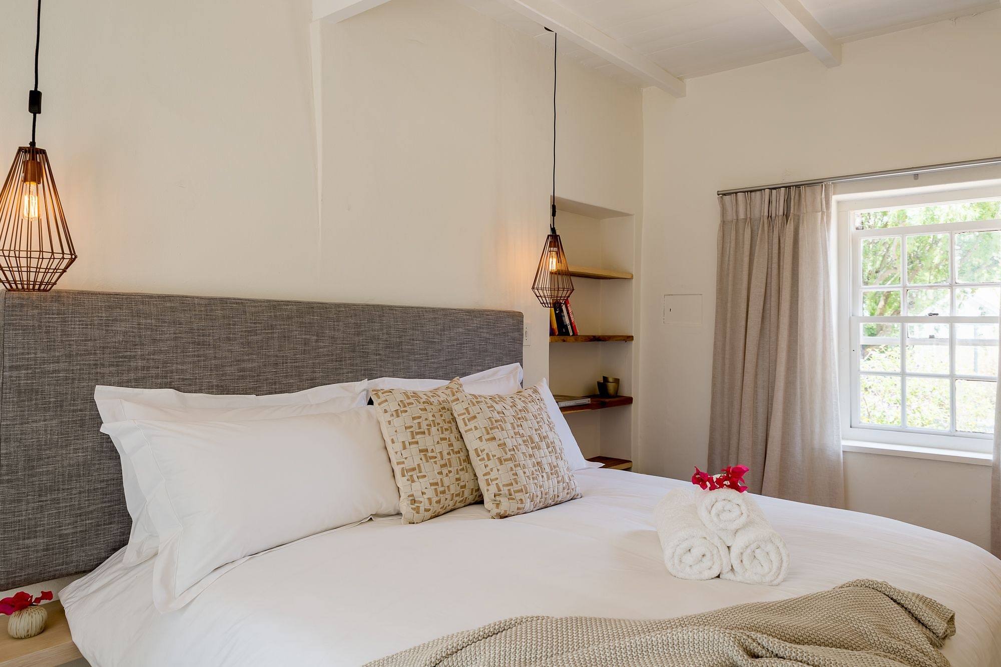 Superior, King Bed, Mountain View, Macaron Boutique Guest House 2/4