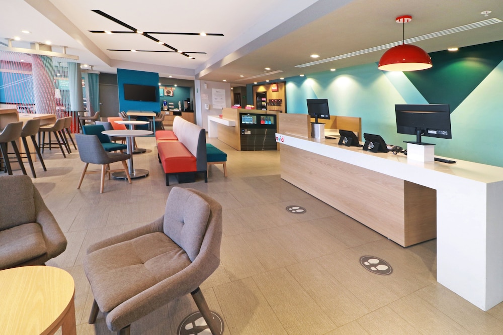 Avid Hotels Fresnillo 1/25