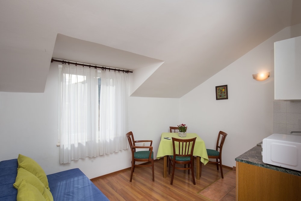 Villa Konalic 28/50