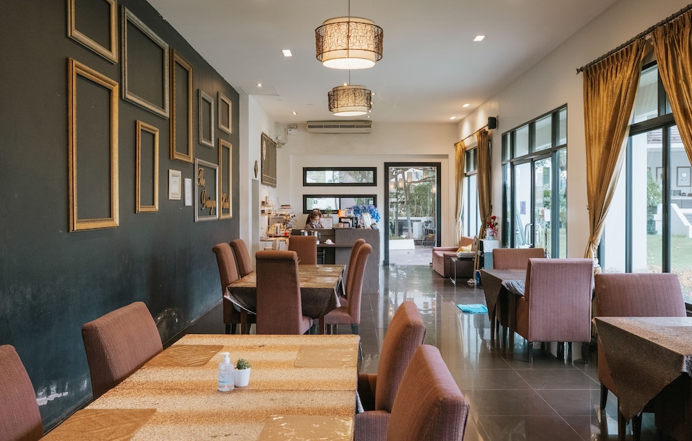 The Desiign Hotel 55/66