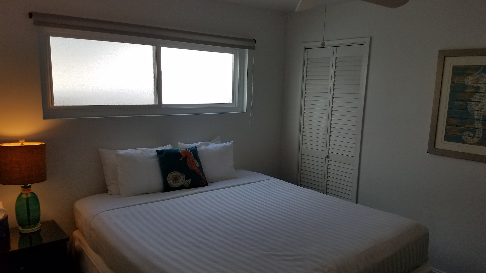 Deluxe, Suite, King Bed, Queen Murphy Bed, Ocean View