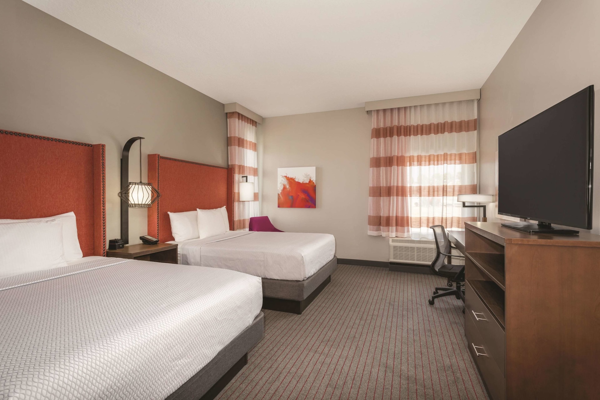 غرفة بسريرين كوين لذوي الإعاقة، La Quinta Inn and Suites by Wyndham South Jordan 2/3