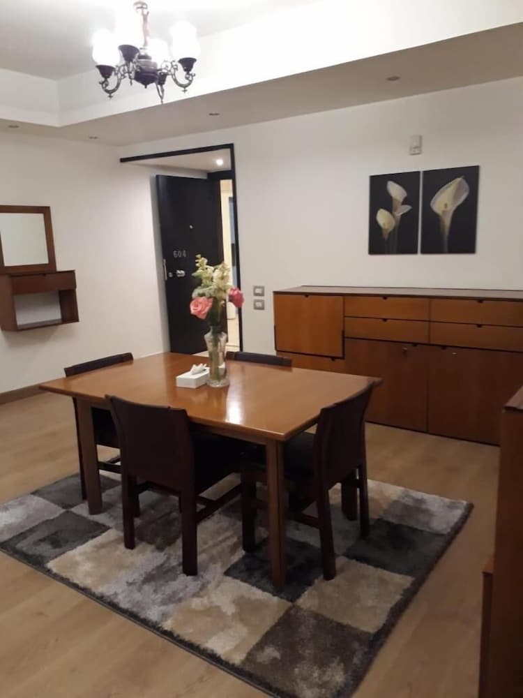 Royal Maadi Hotel 38/48