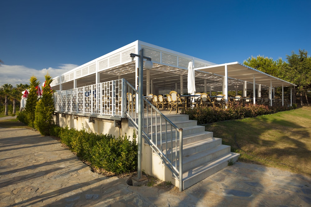 Club Grand Aqua 63/64