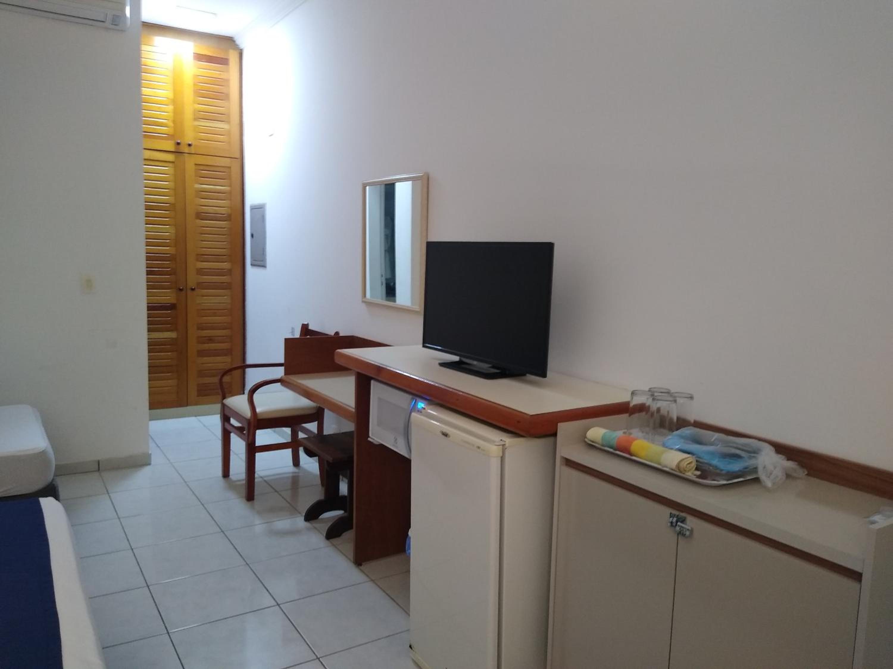 Riviera Service- Hotel Suites 209 e 308 28/35