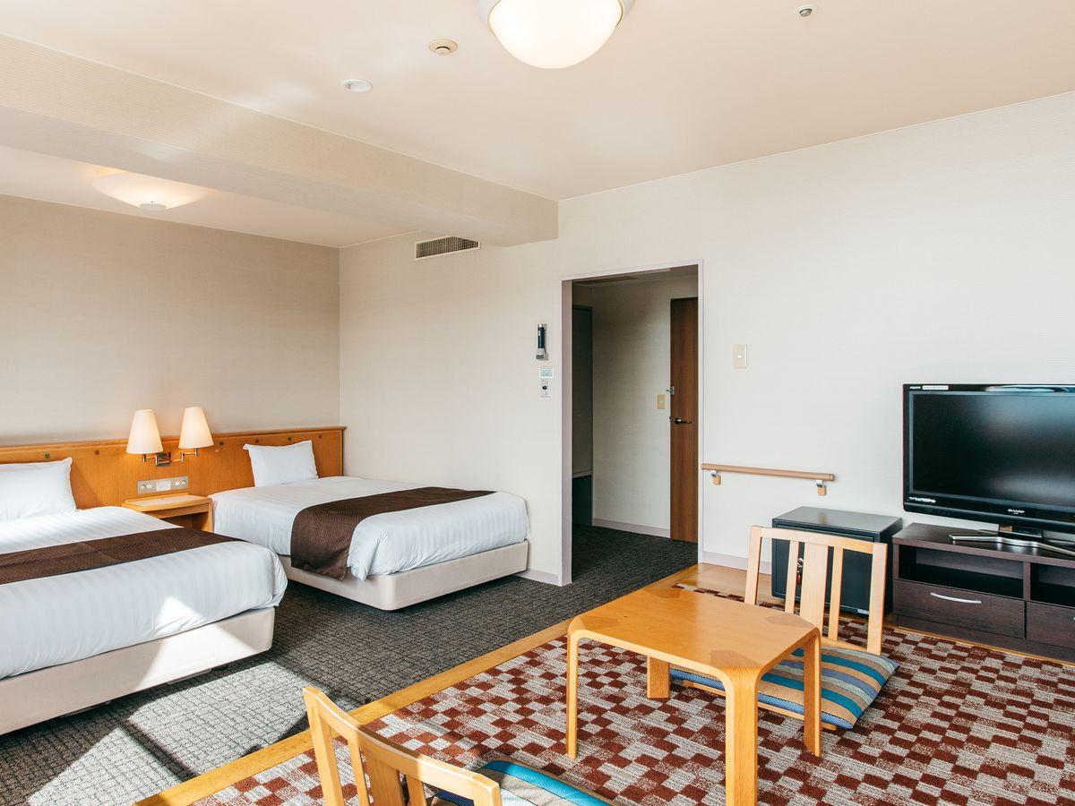 Semi Room, Superior, Futon Bed, 2 Semi Double Beds, Private Bathroom
