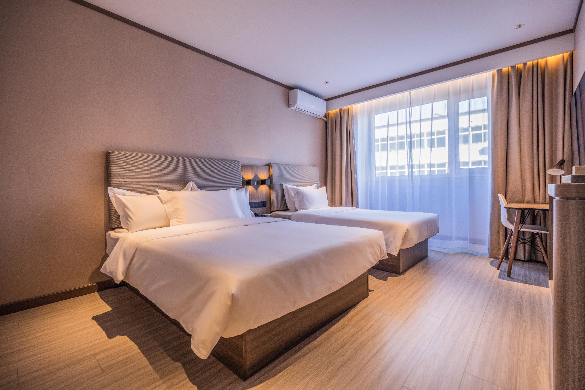 Vienna Hotel (Tianjin chentangzhuang subway station store) 19/59