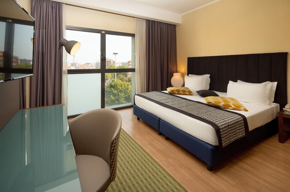 HOLIDAY INN TURIN CORSO FRANCIA 8/54