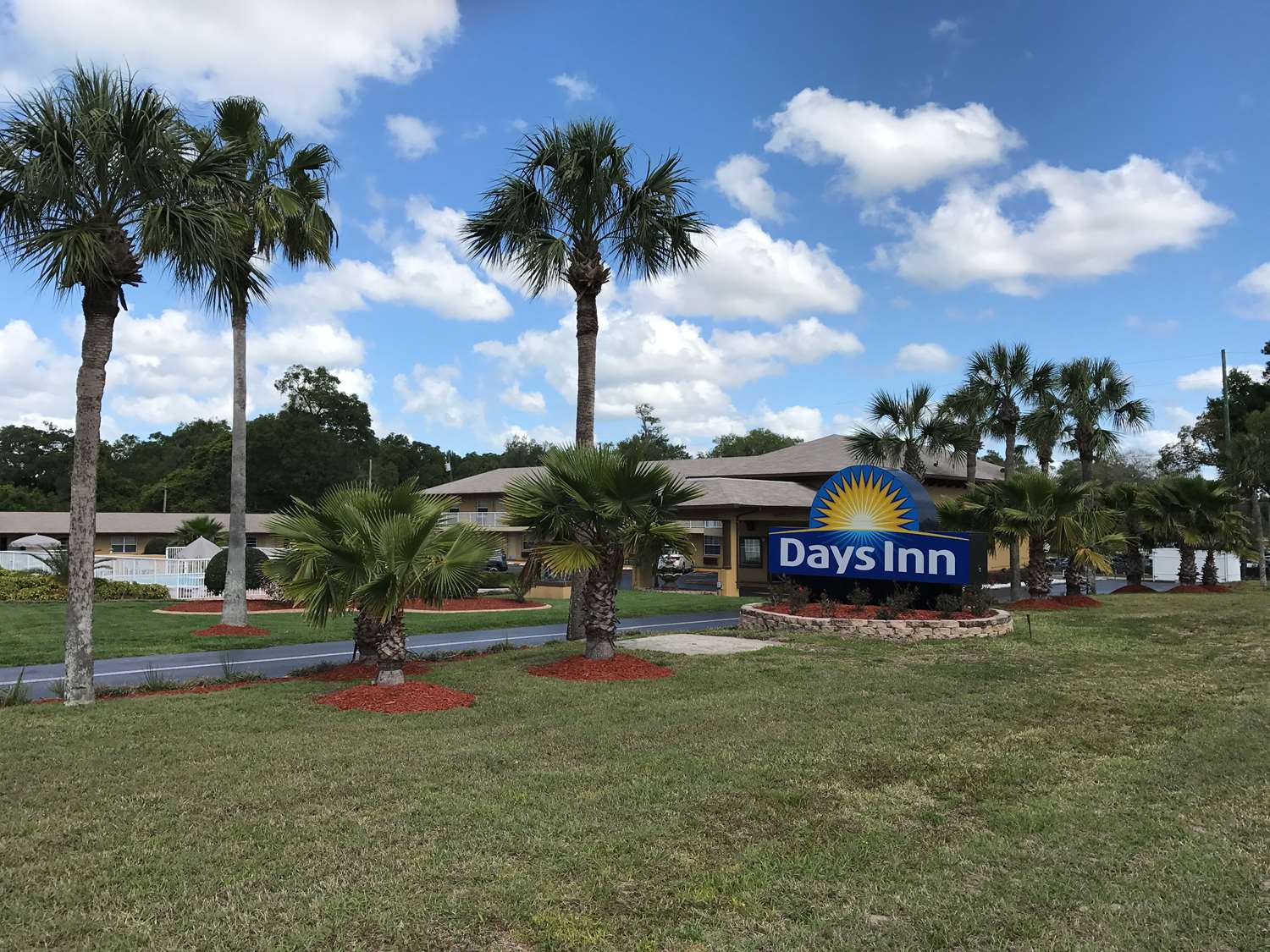 Days Inn By Wyndham Orange City/Deland 36/39