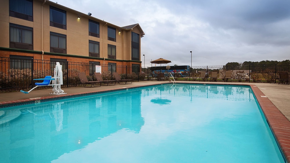 Inn At Coushatta 12/25