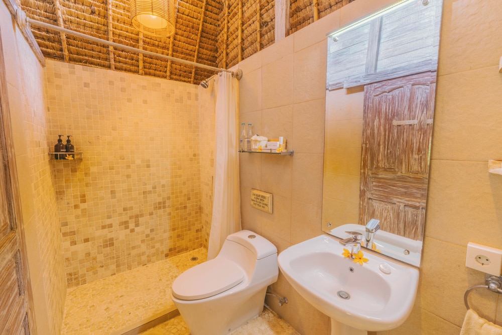 Hai Tide Beach Resort 74/74