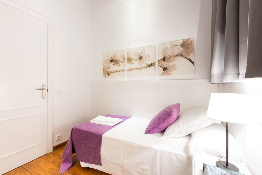 Serennia Apartments Ramblas-Pl.Catalunya 36/50