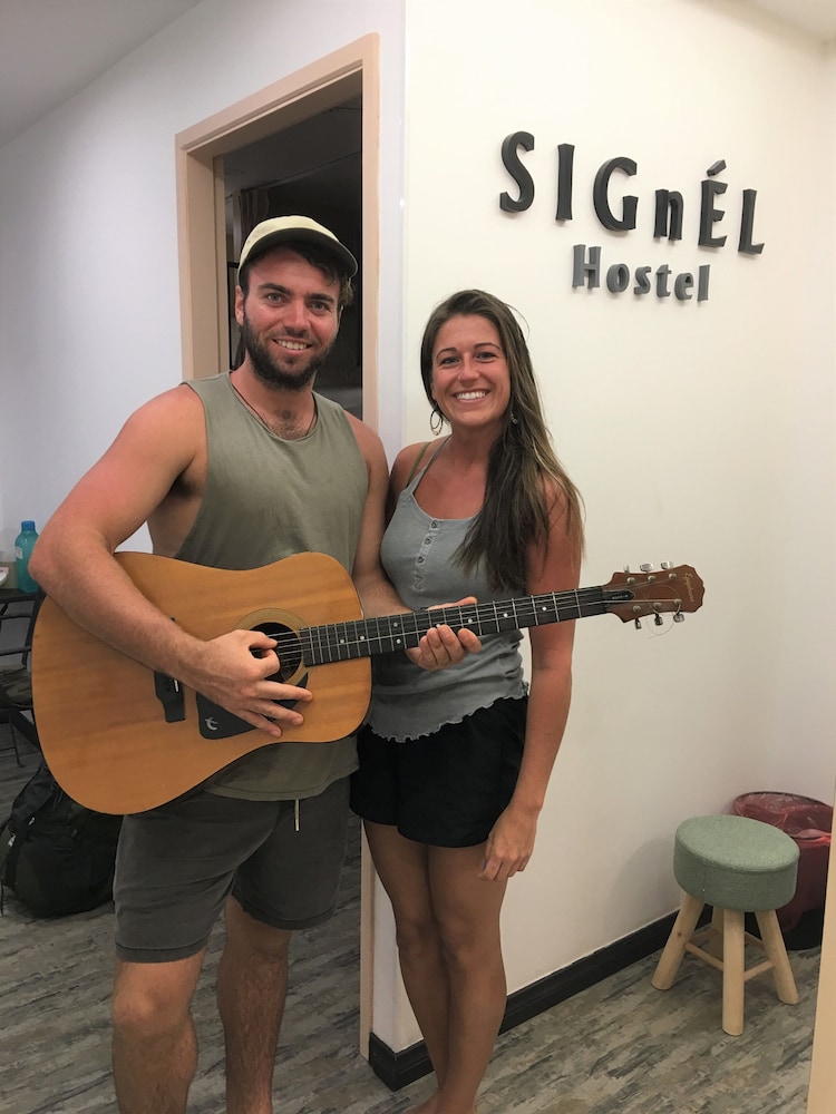 Signel Hostel 45/48