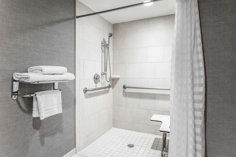 Hyatt Place Lake Mary Orlando North 6/53