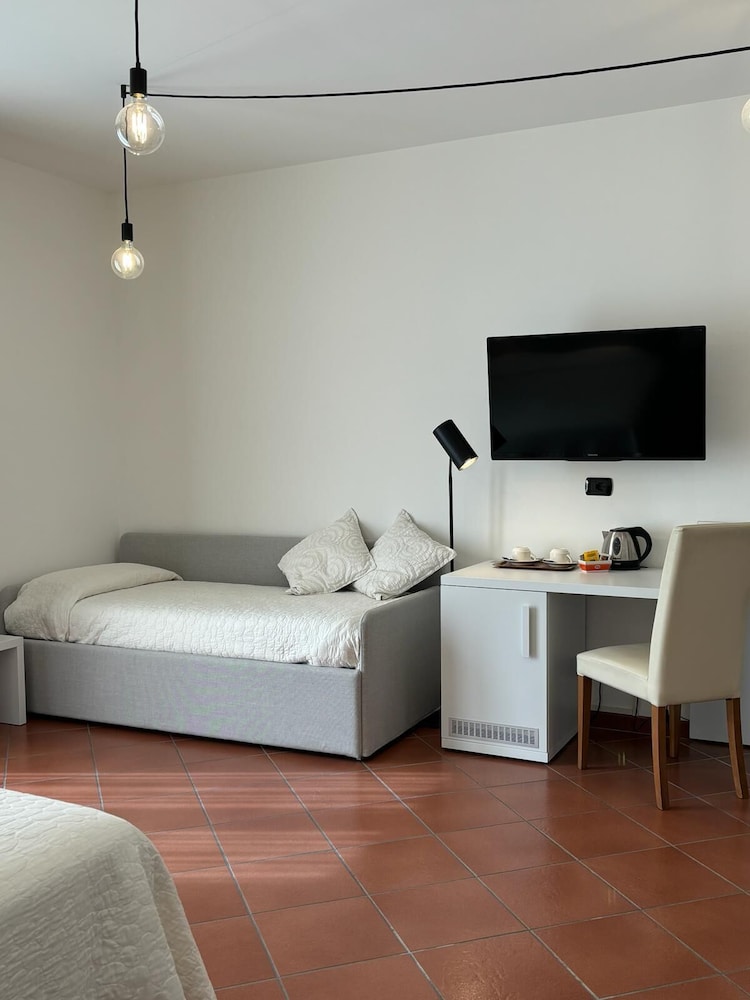 Hotel Delle Rose 19/50